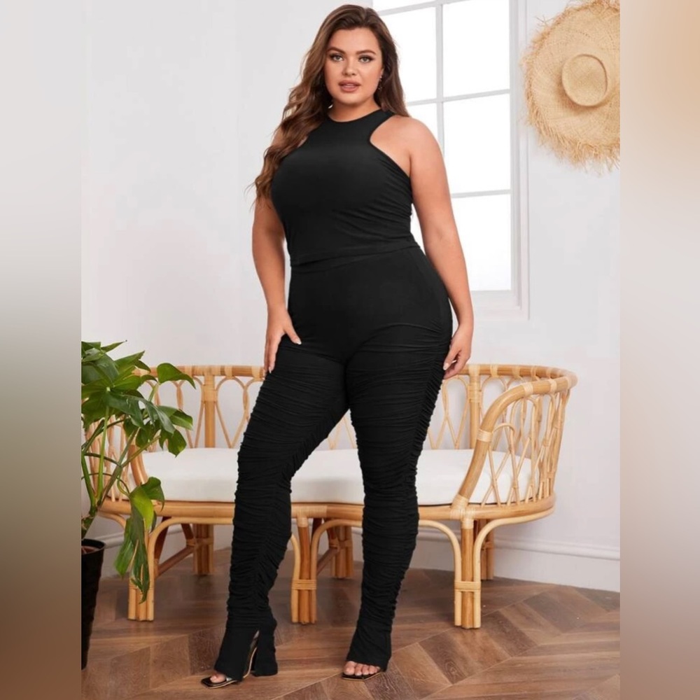 Uninty Plus Racerback Tank Top & Split Hem Stacked Pants